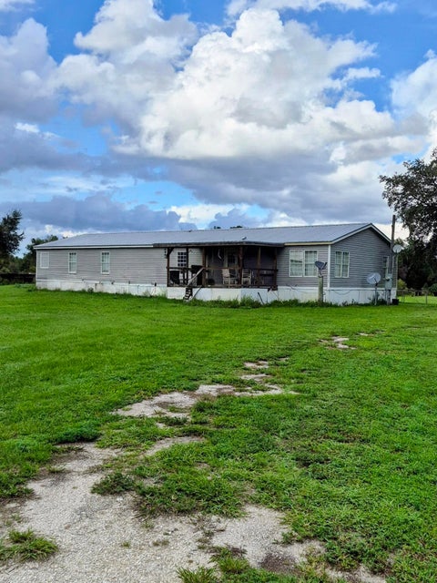 Tiny photo for 19565 NW 304TH Street, Okeechobee, FL 34972 (MLS # B26090429)