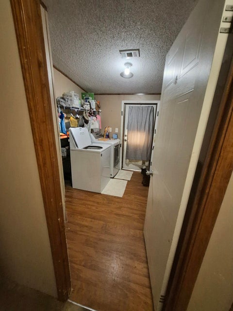 Tiny photo for 19565 NW 304TH Street, Okeechobee, FL 34972 (MLS # B26090429)