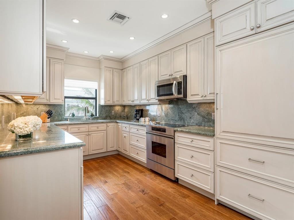 Lost Tree Village - Residential