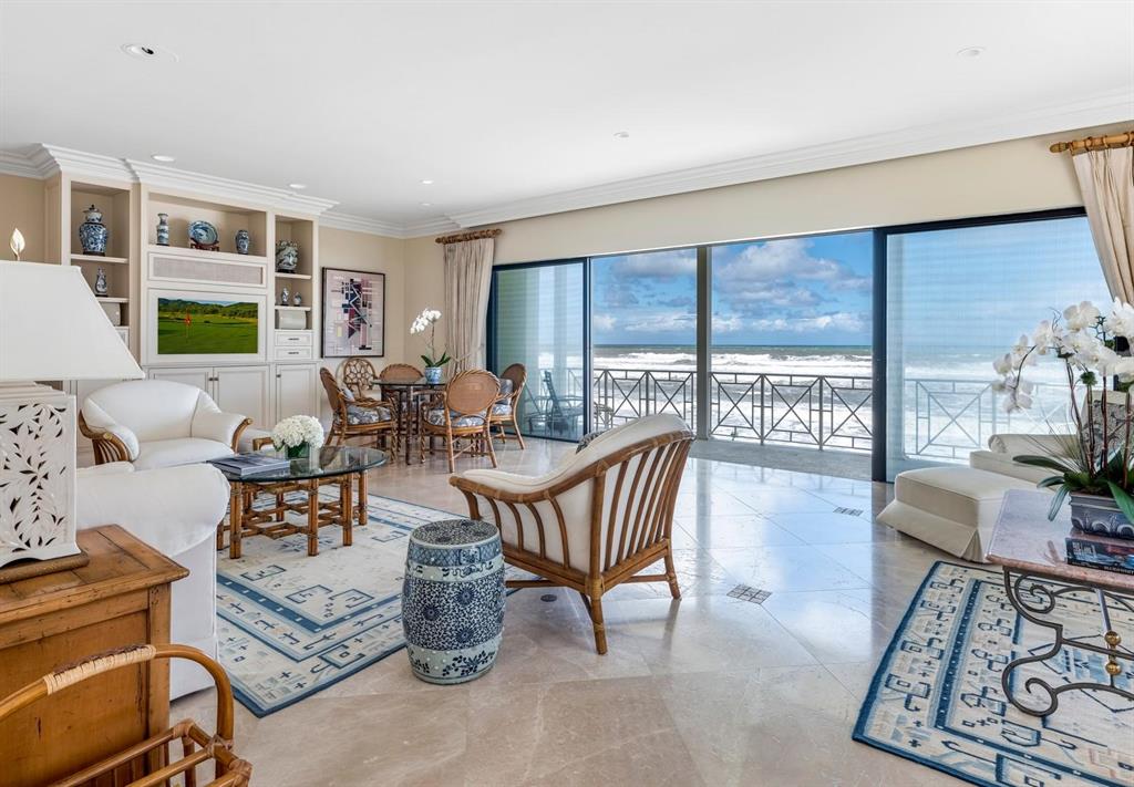 Lost Tree Village - Residential