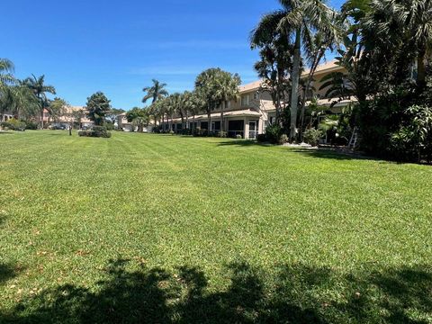 A home in Lake Worth