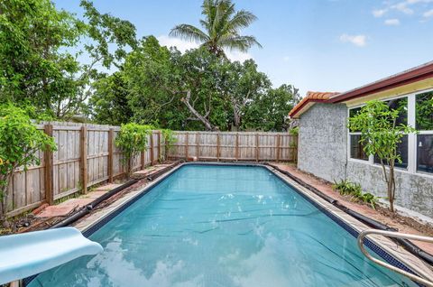 Tiny photo for 4399 NW 43rd Court, Lauderdale Lakes, FL 33319 (MLS # B26036168)