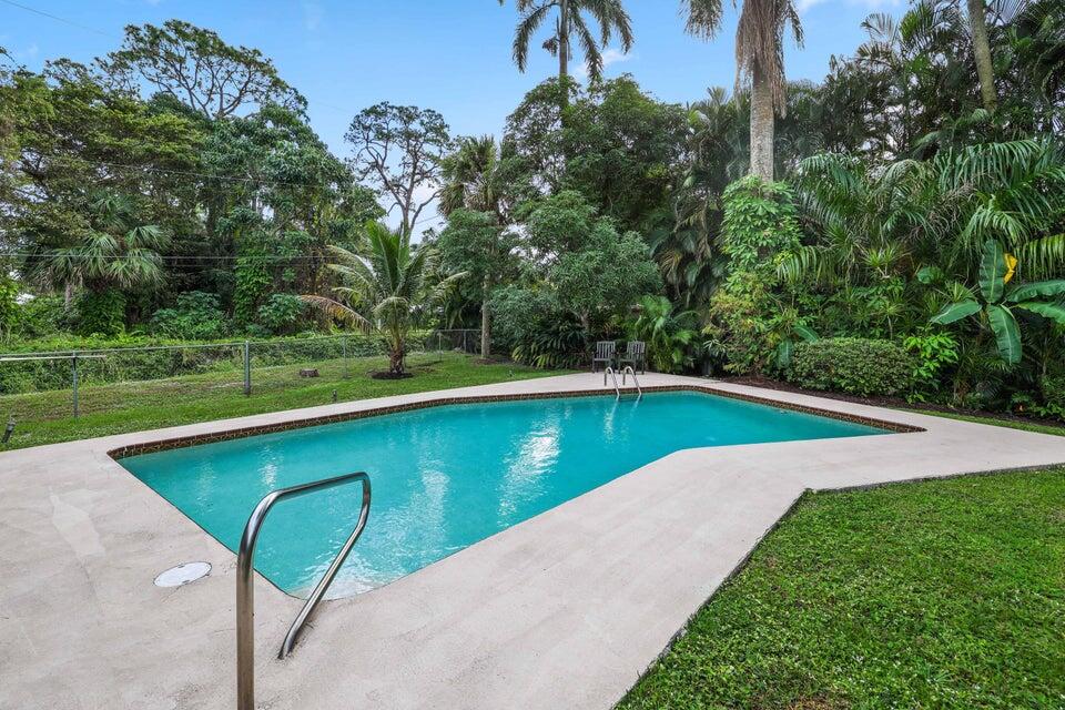 LOXAHATCHEE GARDENS - Residential Lease