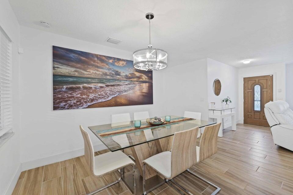 LOXAHATCHEE GARDENS - Residential Lease