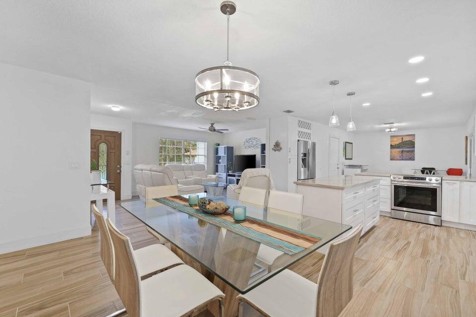 LOXAHATCHEE GARDENS - Residential Lease