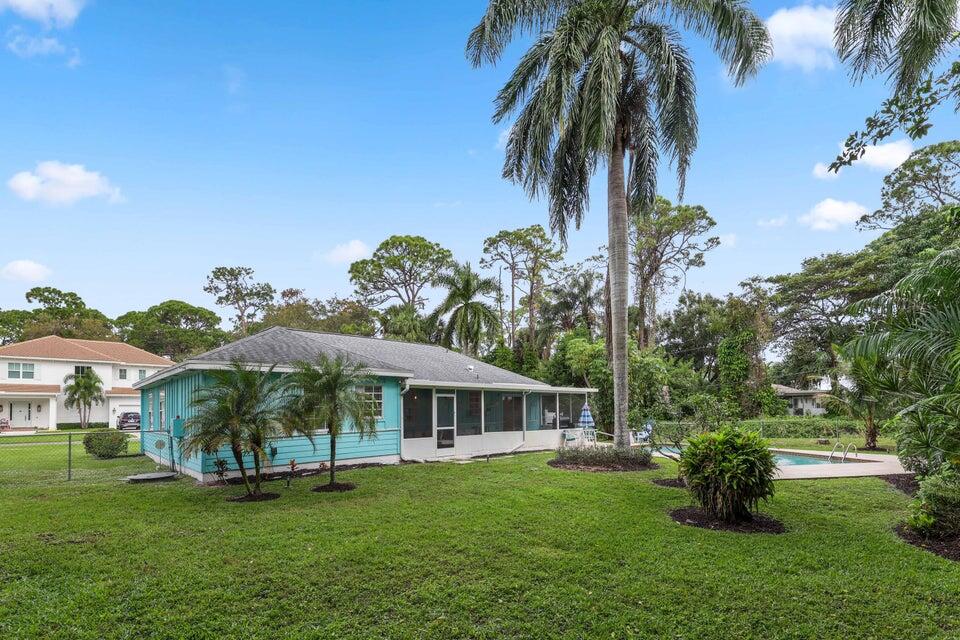 LOXAHATCHEE GARDENS - Residential Lease