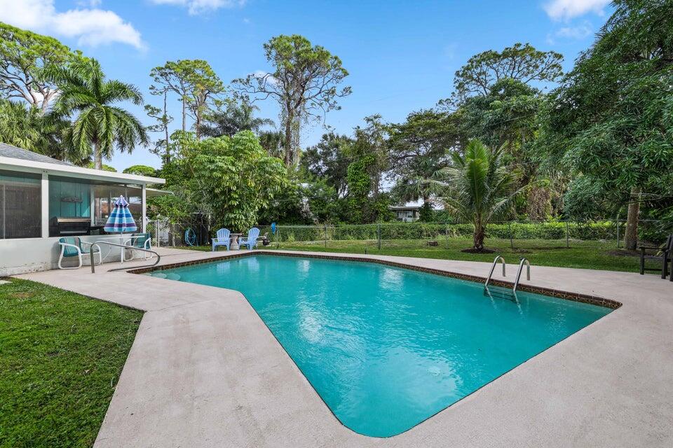 LOXAHATCHEE GARDENS - Residential Lease