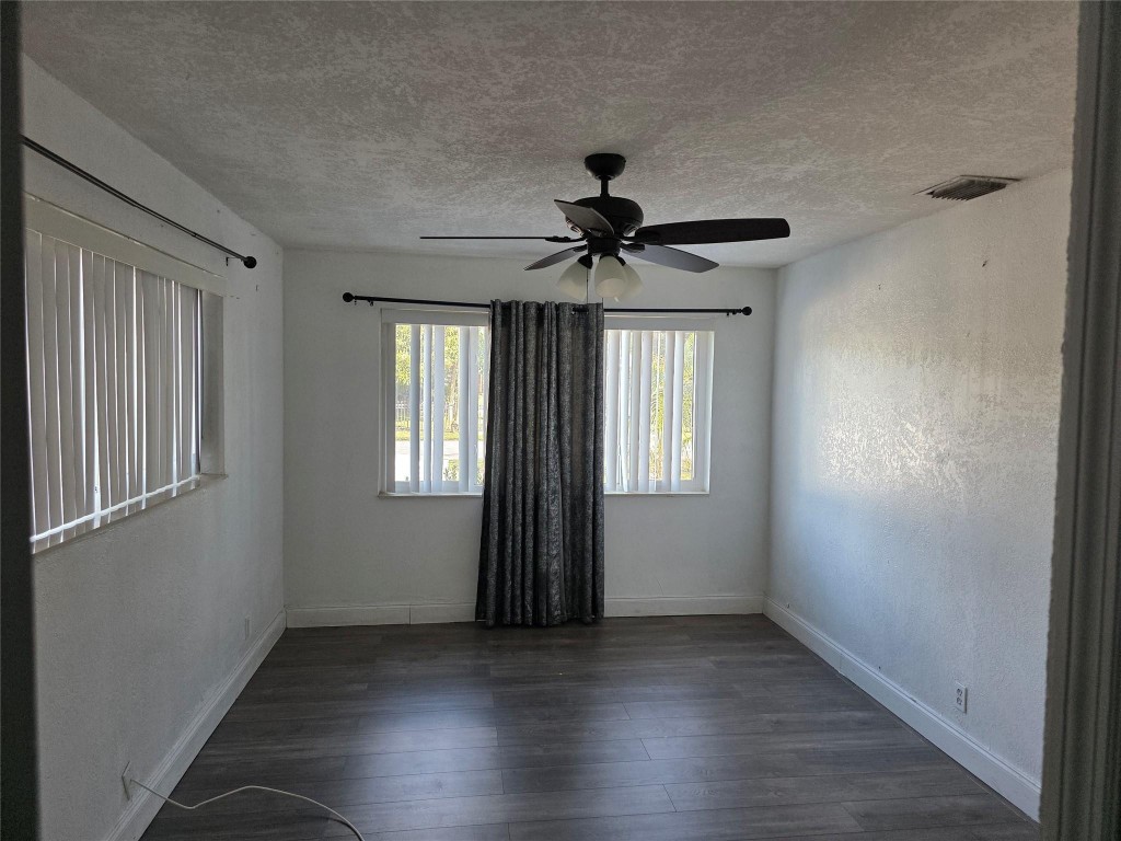 Sunrise Golf Village Sec - Residential Lease