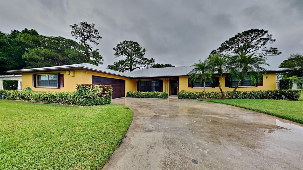 Photo of 3801 Avenue J, Fort Pierce, FL 34947 (MLS # R11088789)
