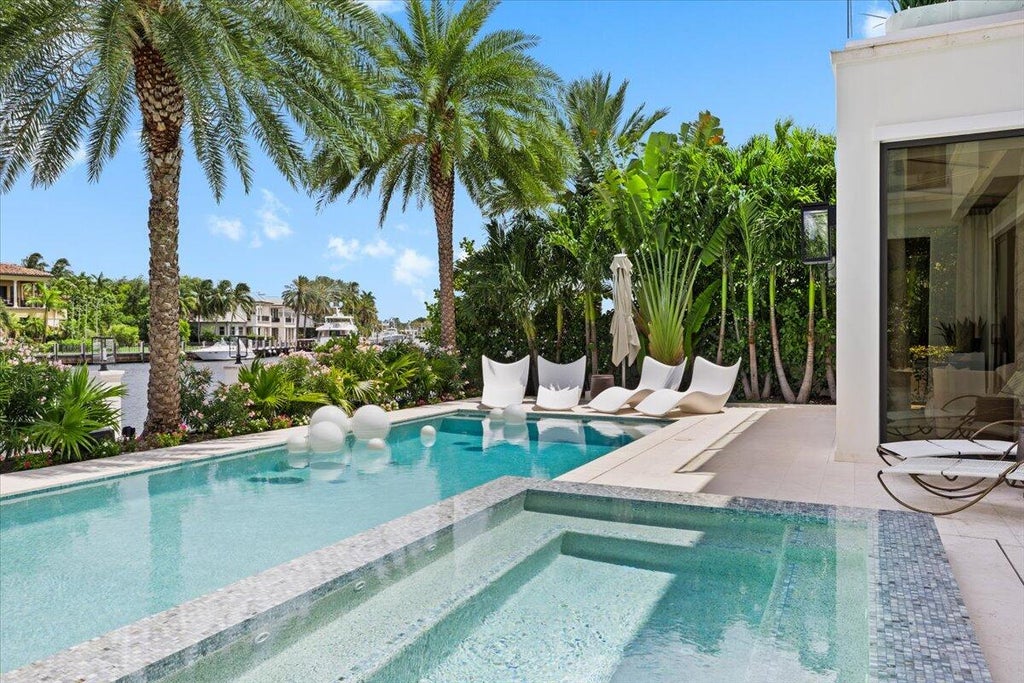 Photo of 70 Isla Bahia Drive, Fort Lauderdale, FL 33316 (MLS # B26037757)
