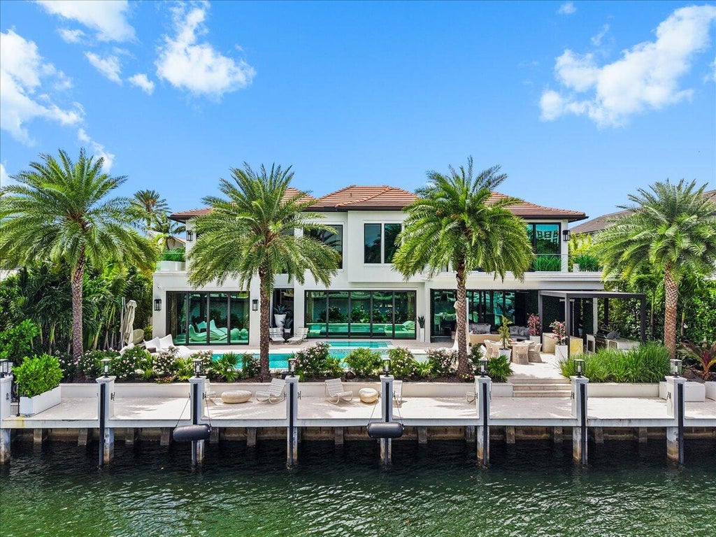 Photo of 70 Isla Bahia Drive, Fort Lauderdale, FL 33316 (MLS # B26037757)