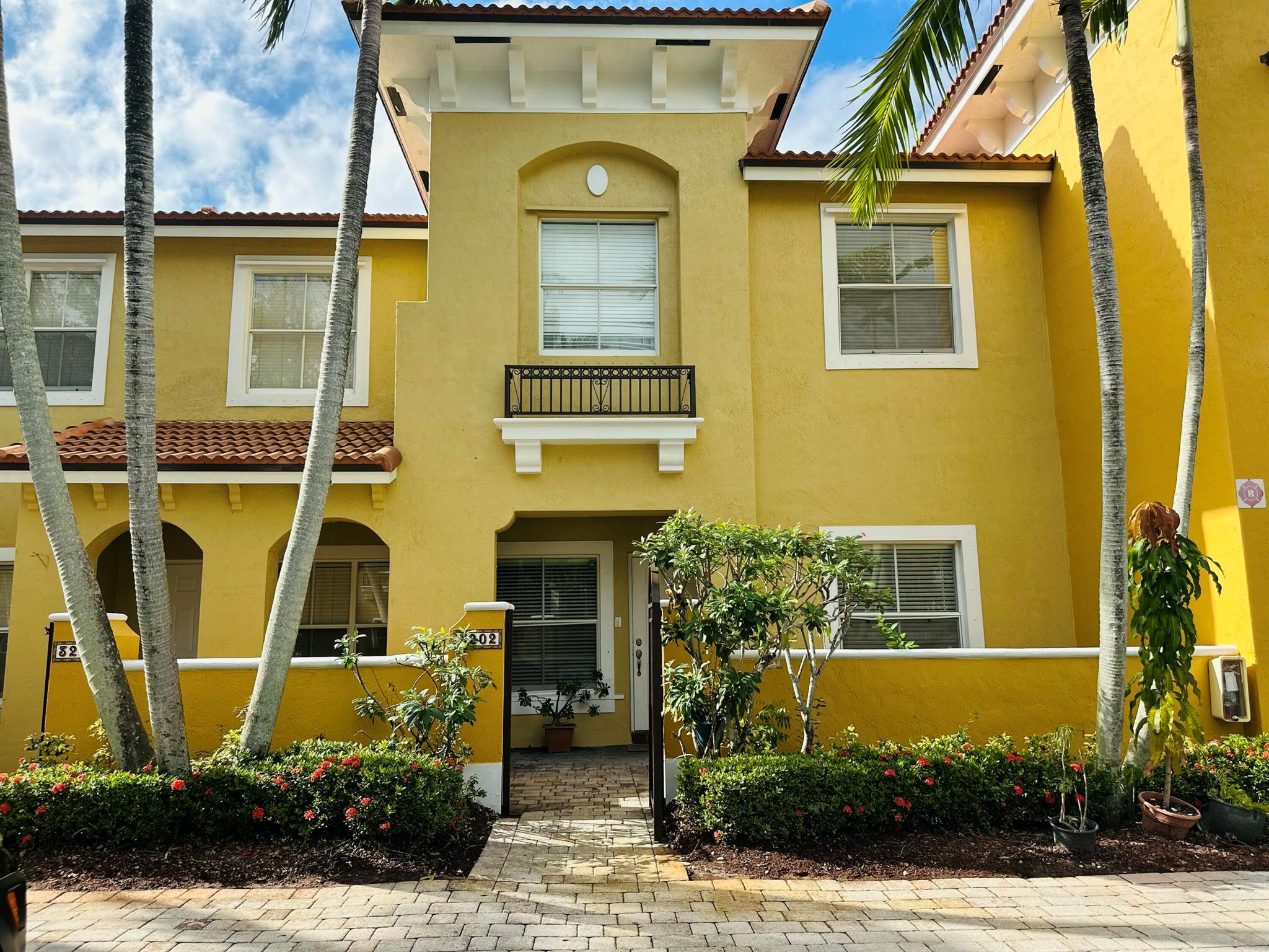 Discover the perfect blend of comfort and convenience in this beautifully maintained 3-bedroom, 2.5-bathroom renovated townhouse, boasting 1515 square feet of living space. Situated in a secure gated community, this property is ideal! Safety and efficiency are top priorities for your peace of mind, with hurricane shutters and a newer AC for those warm summer months, as well as a tankless water heater ensuring endless hot water on demand. Step outside to your private patio, where tranquility meets you with scenic views of the lush preserve and the luxury of no rear neighbors. This townhouse is not just a home; it's a lifestyle!