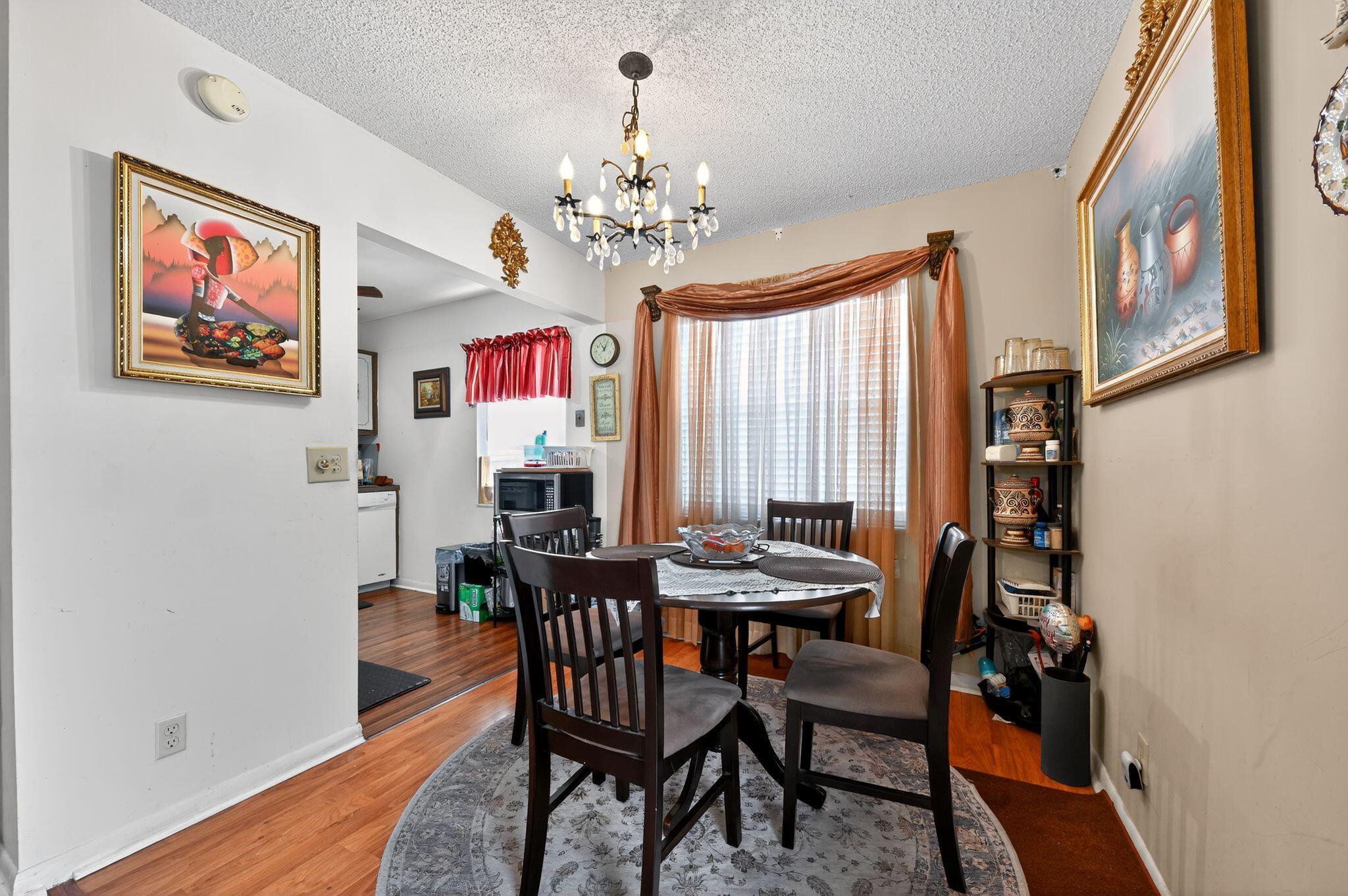 KINGS POINT CAPRI CONDOS - Residential