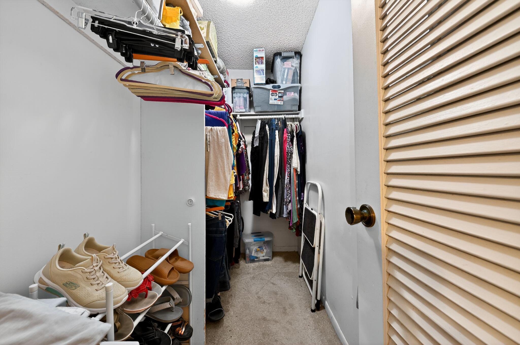 KINGS POINT CAPRI CONDOS - Residential