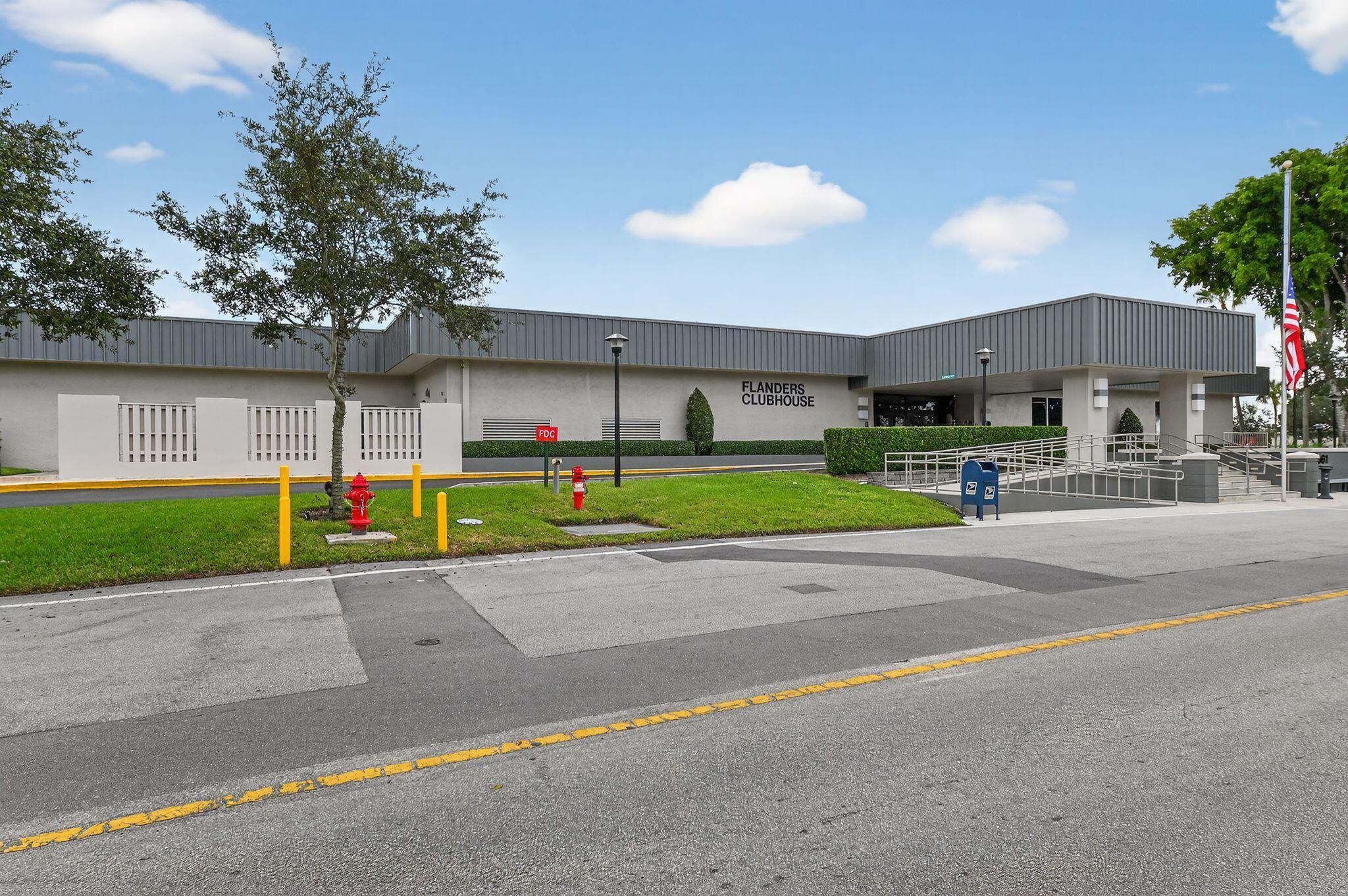 KINGS POINT CAPRI CONDOS - Residential