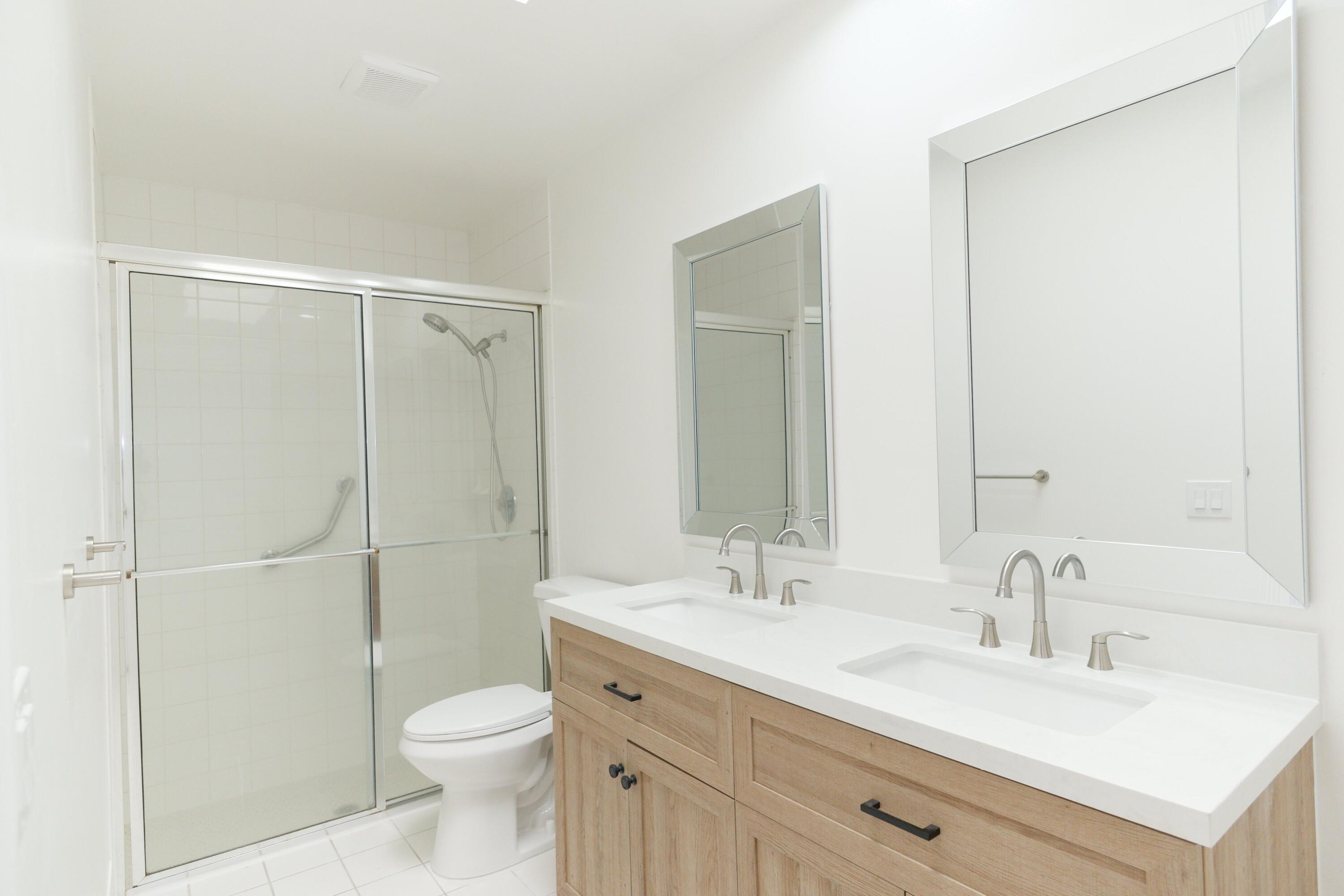 1202 Silverleaf Oak Court