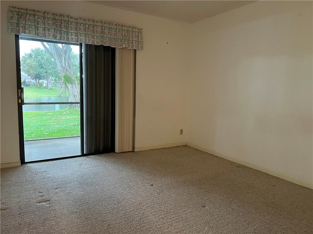 The Lakes - Residential