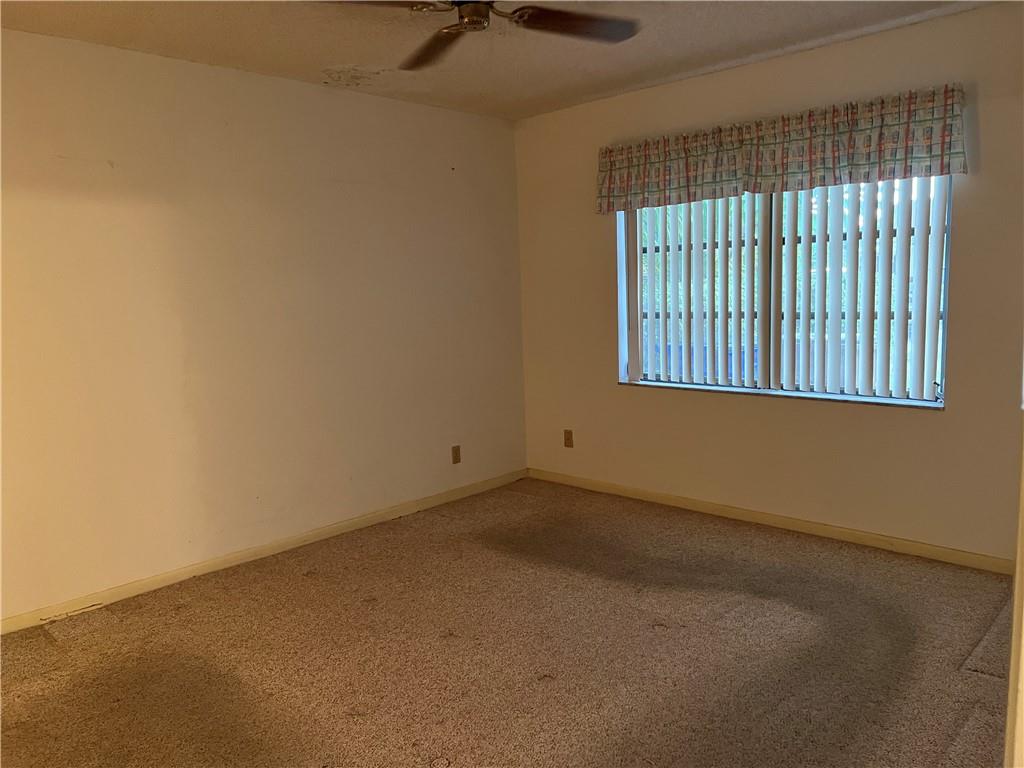 The Lakes - Residential