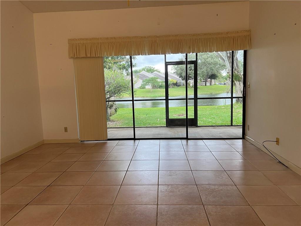 The Lakes - Residential