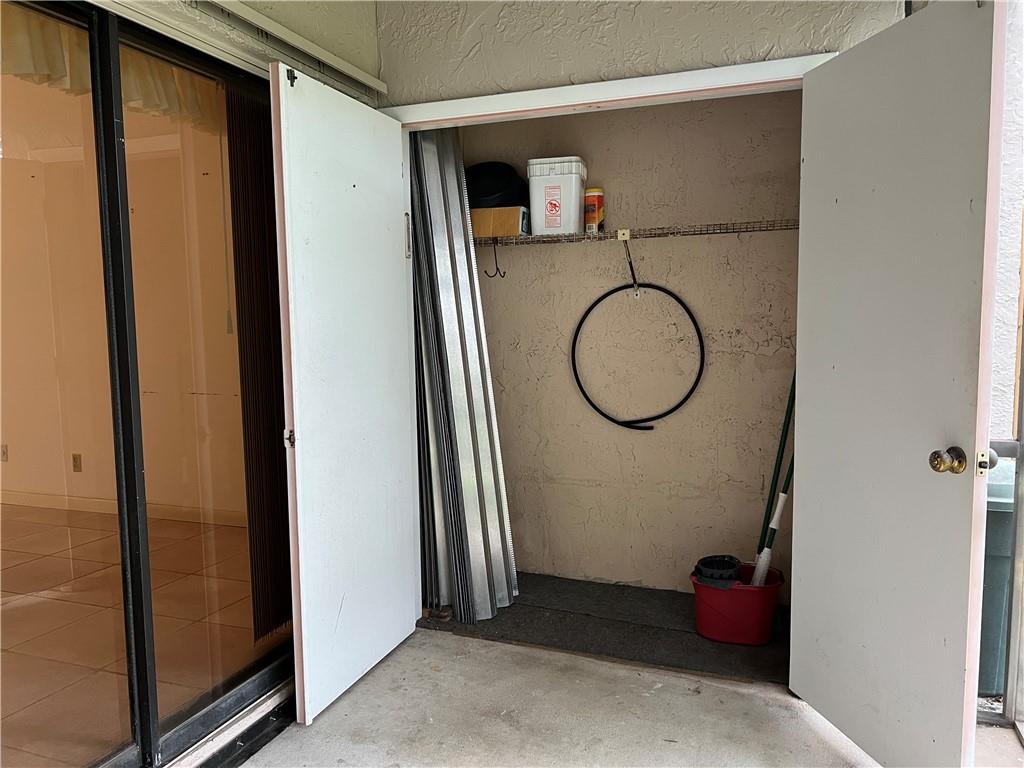 The Lakes - Residential