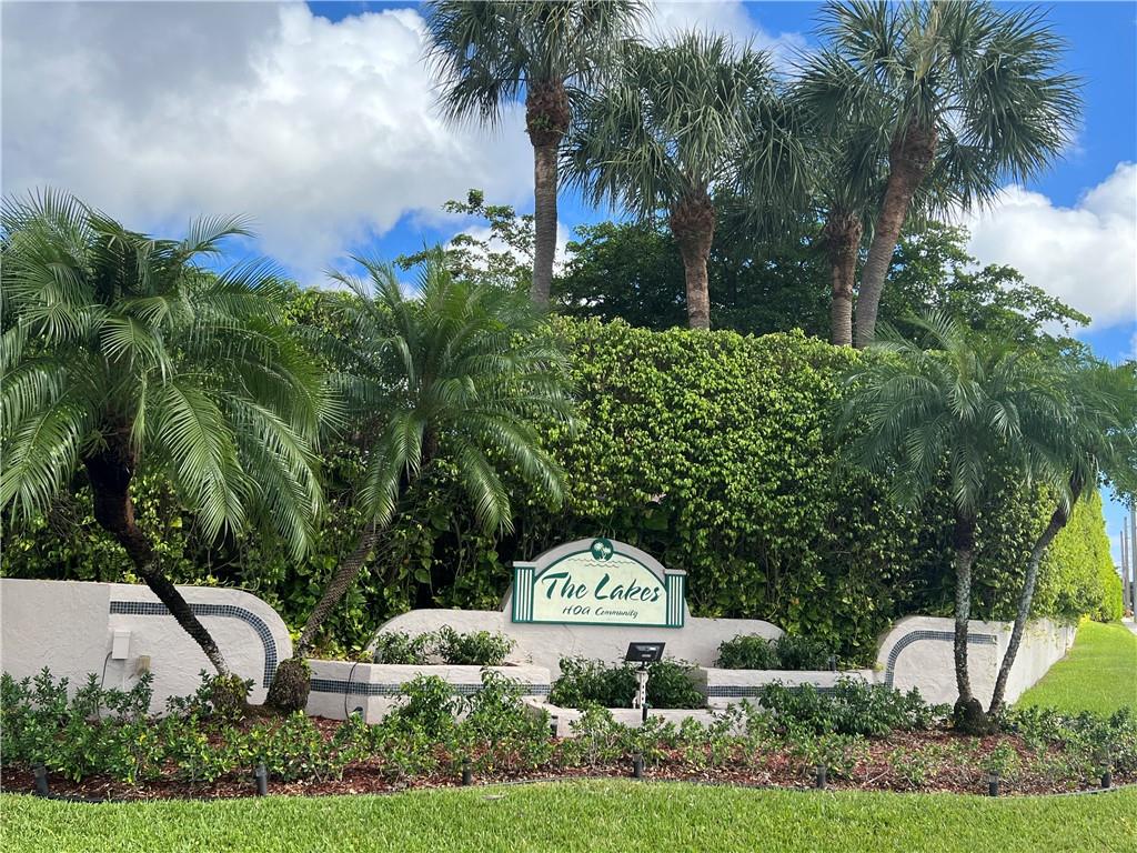 The Lakes - Residential