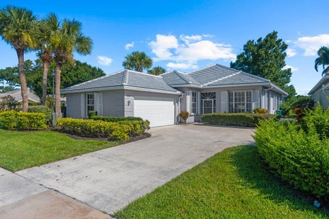 Photo of 323 NW BENTLEY Circle, Port Saint Lucie, FL 34986 (MLS # B26064448)
