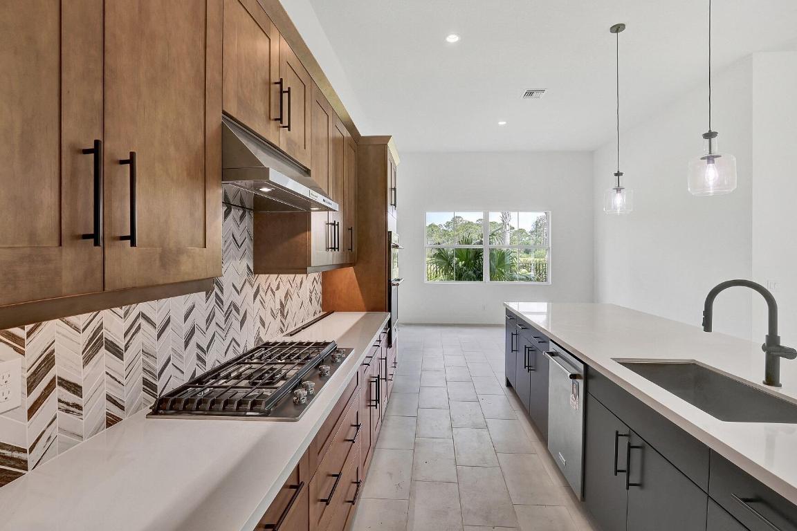 Regency at Avenir - Residential