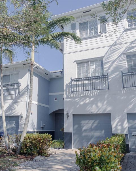 Single Family Residence in Fort Lauderdale FL 3455 14th Ct.jpg