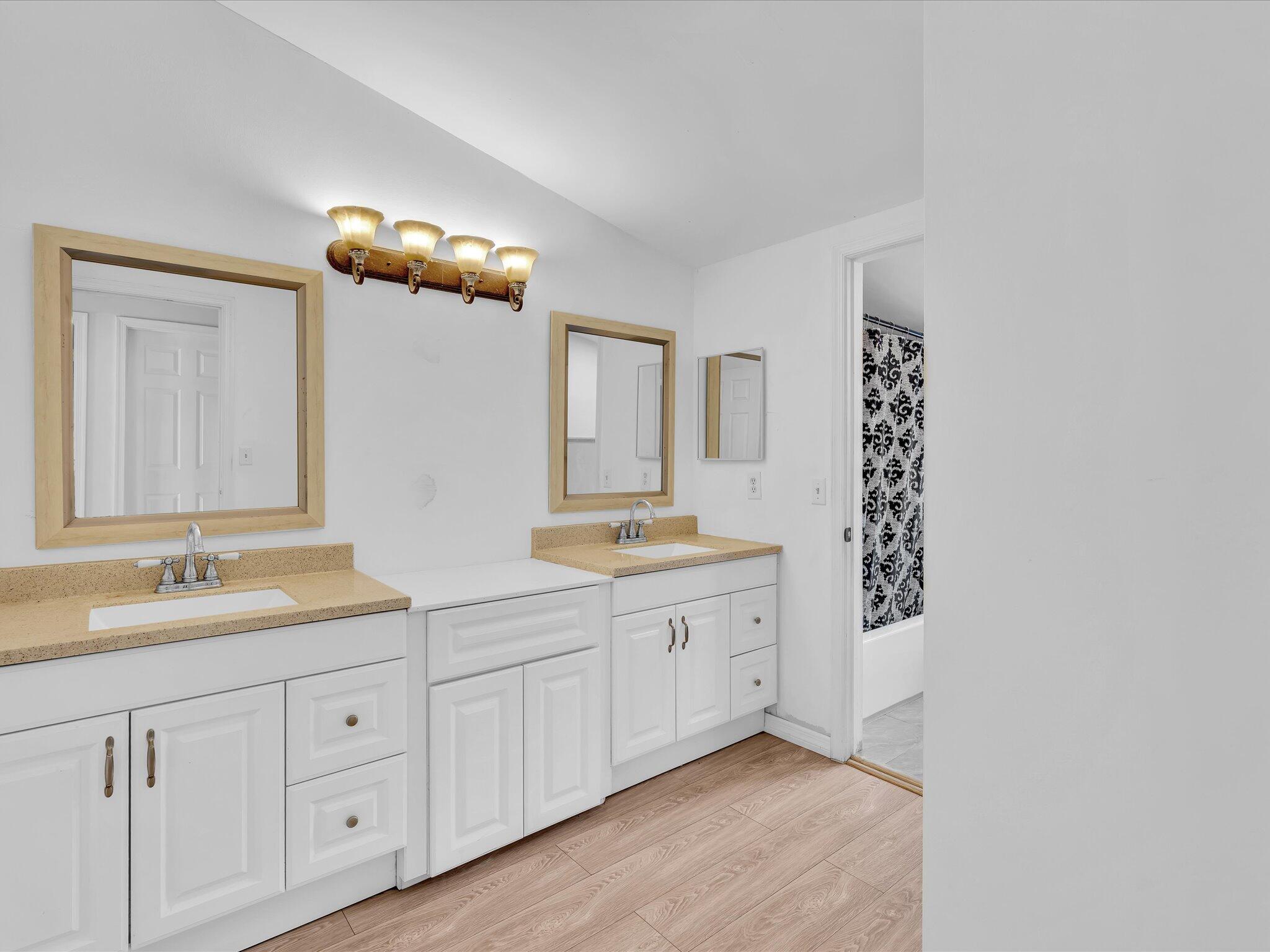 VICTORIA WOODS 2 - Residential