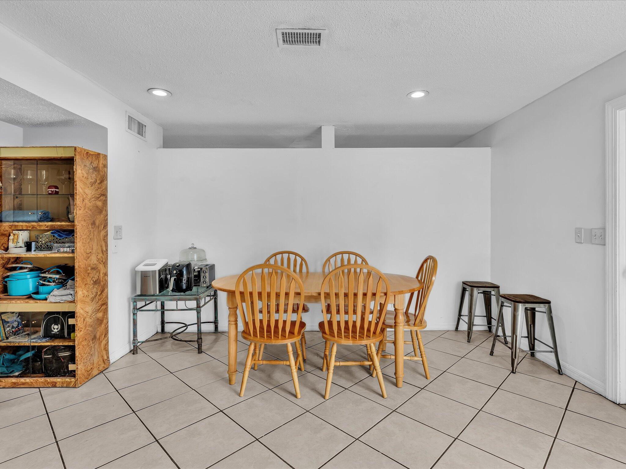 VICTORIA WOODS 2 - Residential