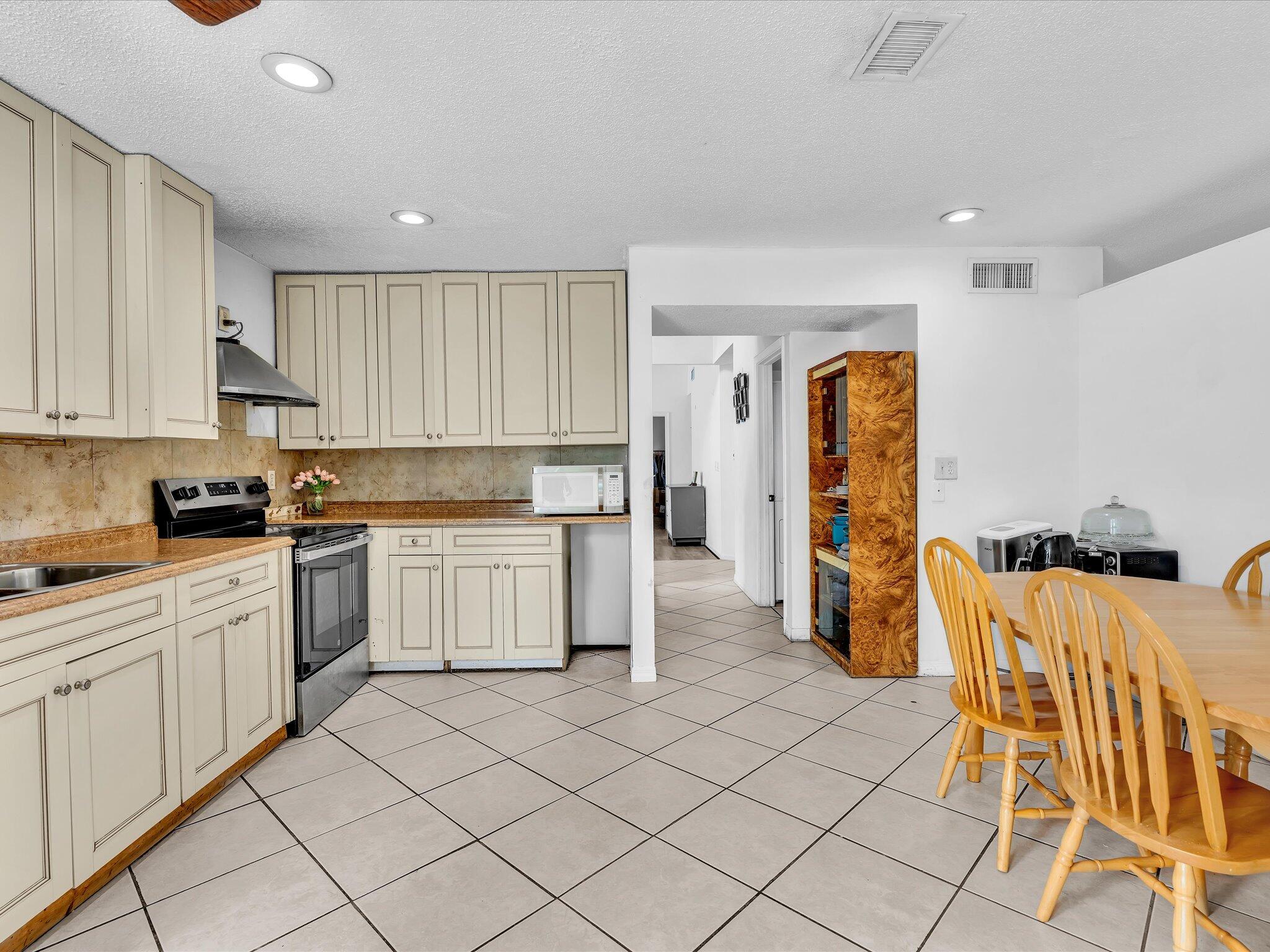 VICTORIA WOODS 2 - Residential
