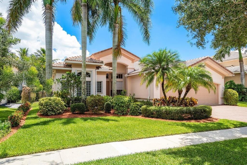 Photo of 8862 Starhaven Cove Cv, Boynton Beach, FL 33473 (MLS # R10816206)