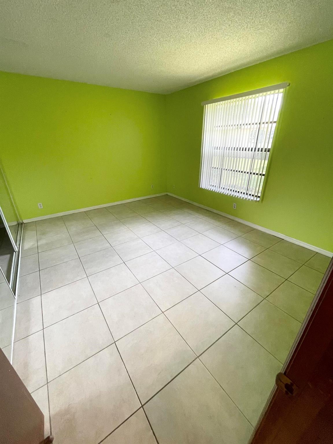 WESTCHESTER TOWNHOUSES - Residential