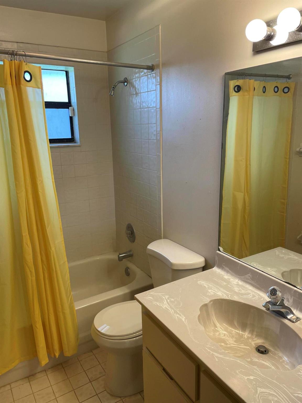 WESTCHESTER TOWNHOUSES - Residential