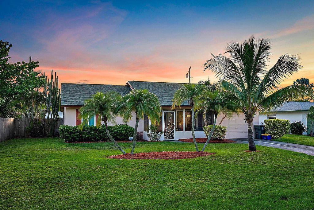 Photo of 17659 Pittsburgh Drive, Jupiter, FL 33458 (MLS # R10998942)