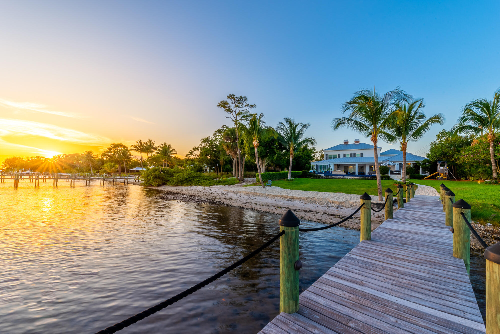 COCOANUT PARK SECTION 1 - Residential