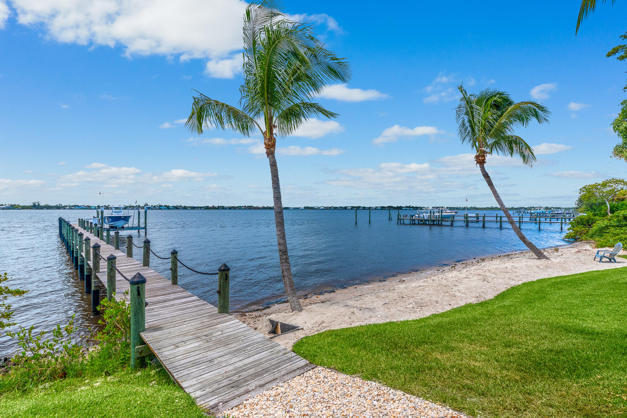 COCOANUT PARK SECTION 1 - Residential