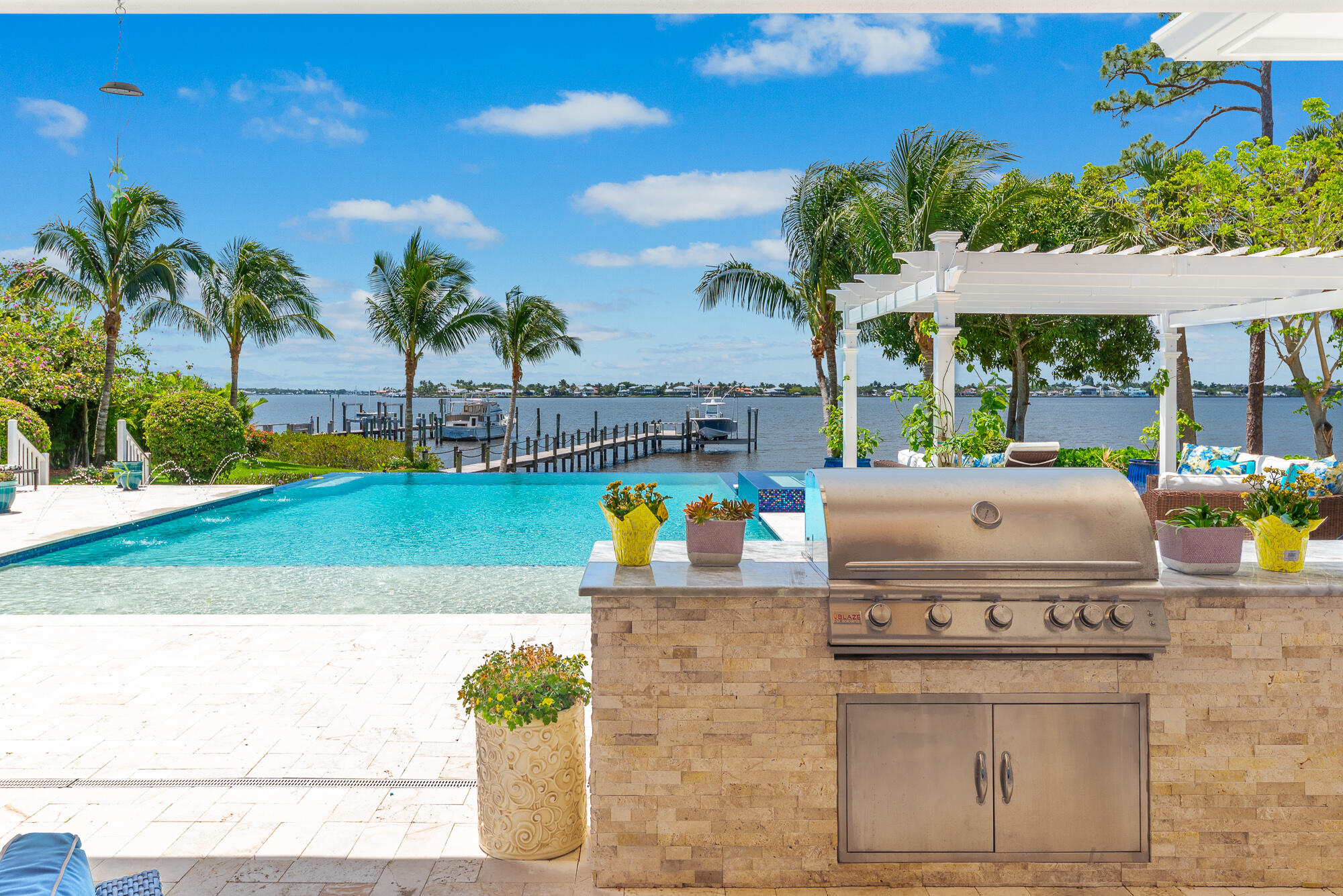 COCOANUT PARK SECTION 1 - Residential