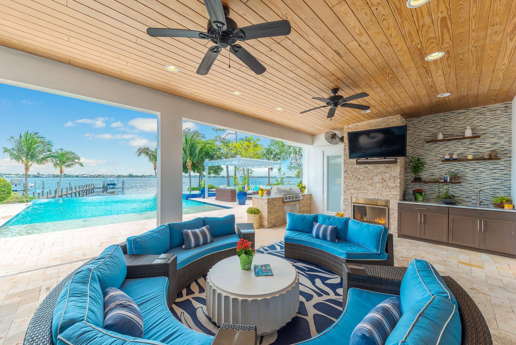 COCOANUT PARK SECTION 1 - Residential