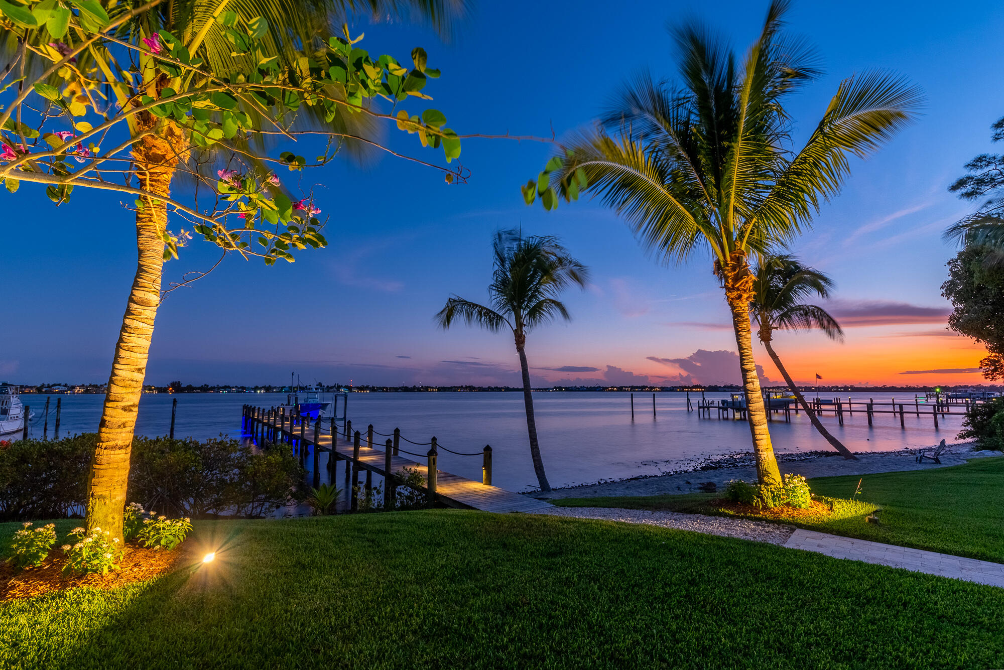 COCOANUT PARK SECTION 1 - Residential