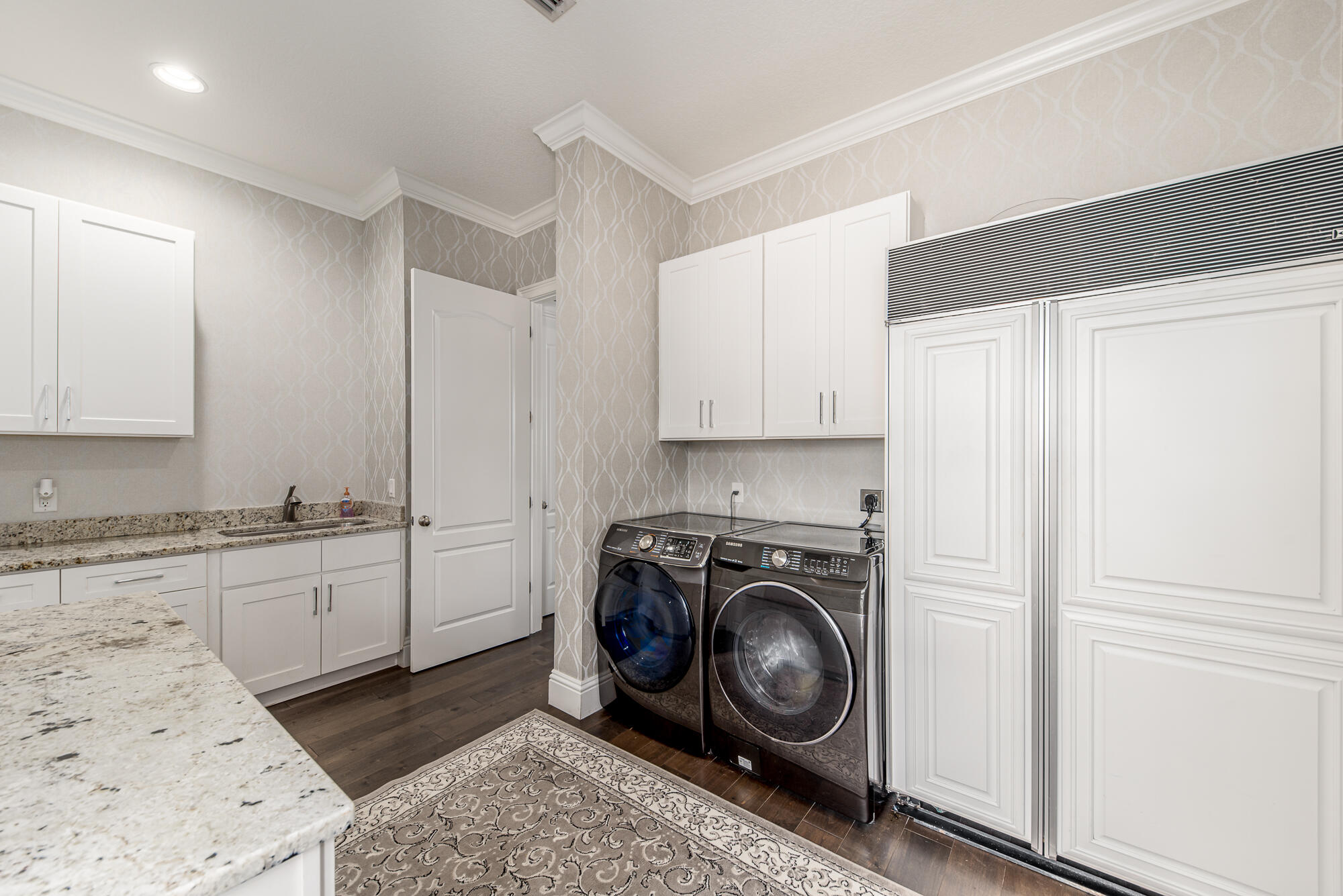 COCOANUT PARK SECTION 1 - Residential