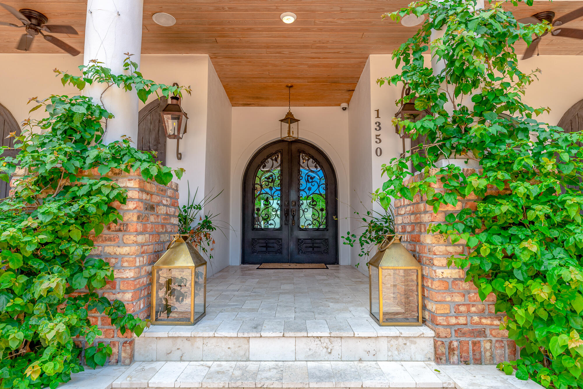 COCOANUT PARK SECTION 1 - Residential