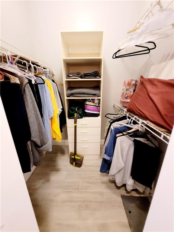 LOMBARDY - Residential