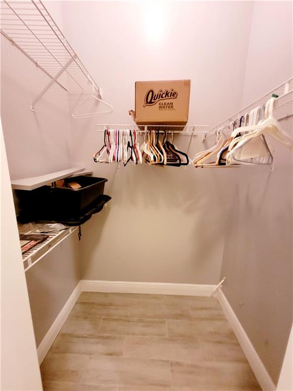 LOMBARDY - Residential