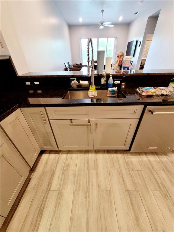 LOMBARDY - Residential