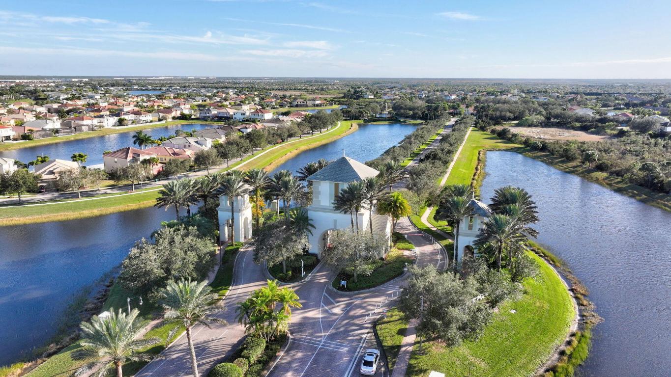 TRADITION PLAT NO 19 - Residential