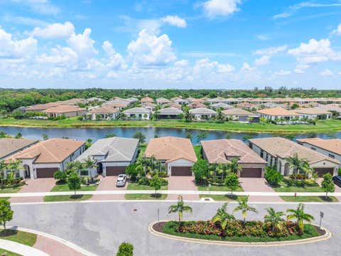 Tiny photo for 7885 Ironwood Way, Parkland, FL 33067 (MLS # B26049435)