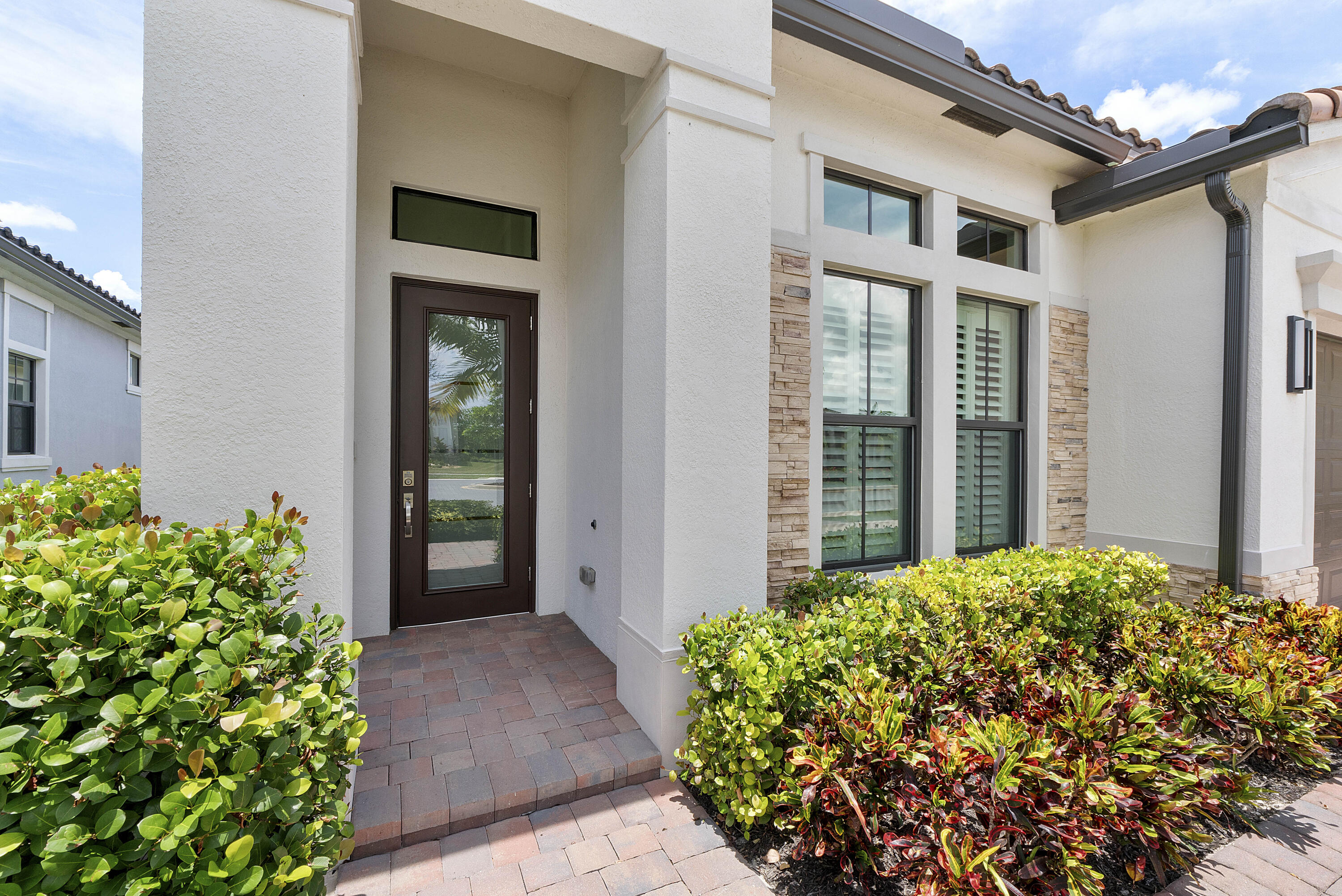 View photos, virtual tours, details... 7885 Ironwood Way