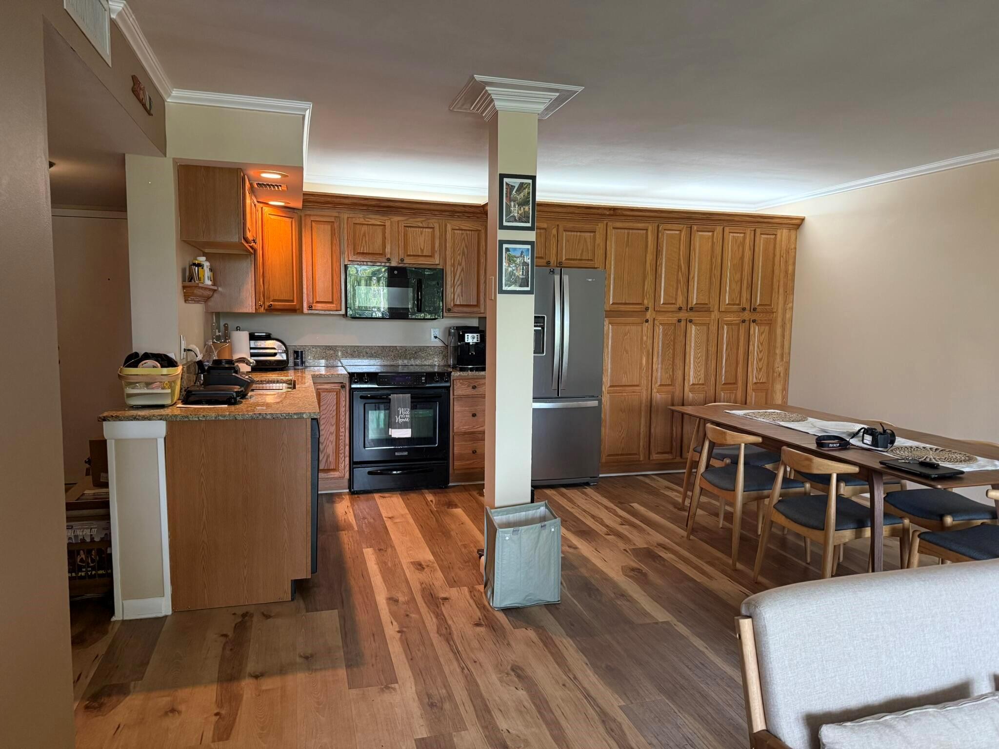 RIVER REACH CONDOMINIUM I - Residential