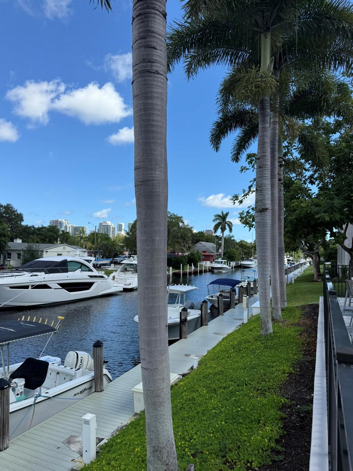 RIVER REACH CONDOMINIUM I - Residential